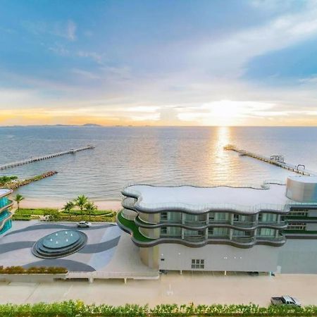Symphony Of The Sea Hotel Bangsaen Exterior foto